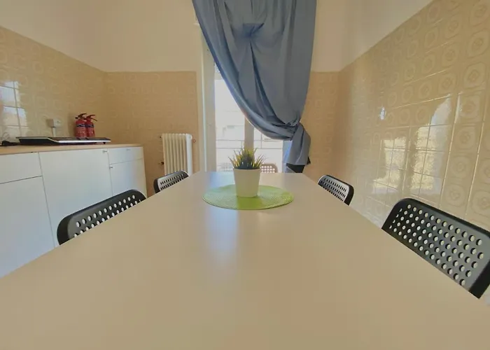 게스트하우스 Service - 3*